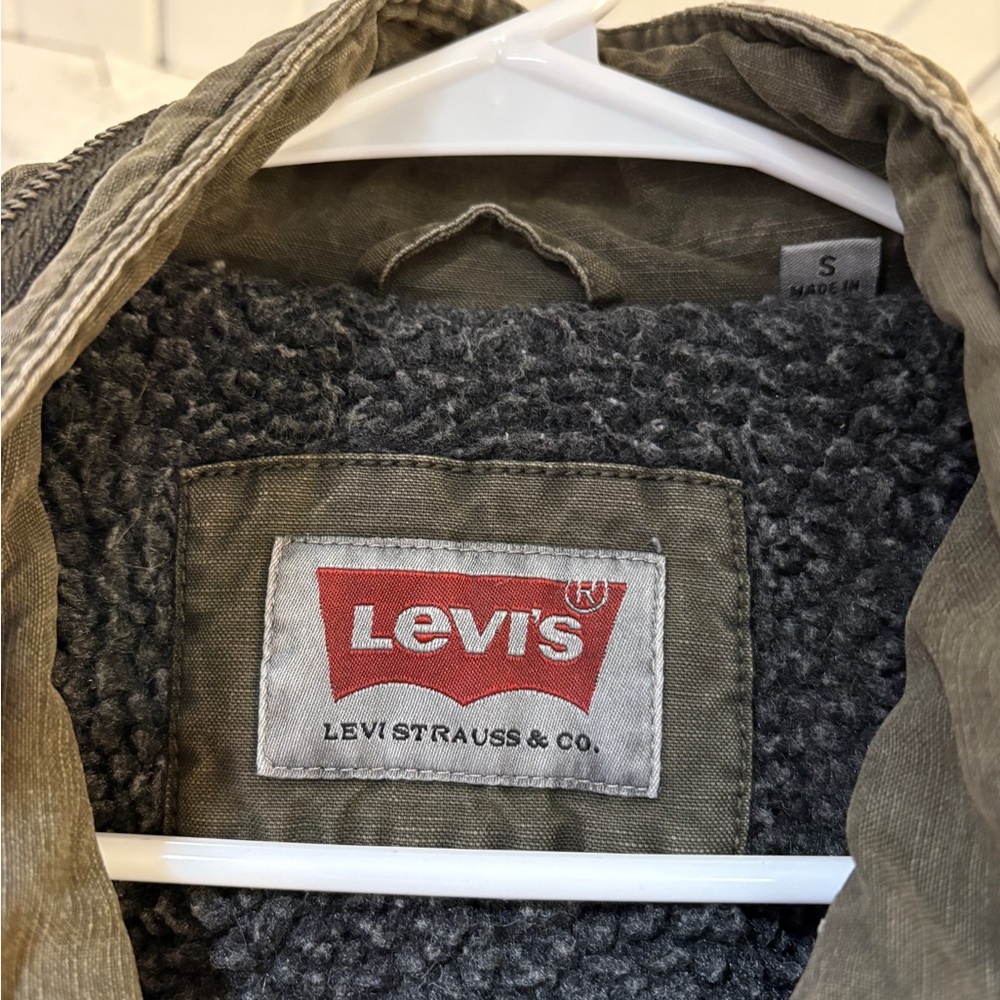 Men's Olive Green Jacket - Picture 2 of 4